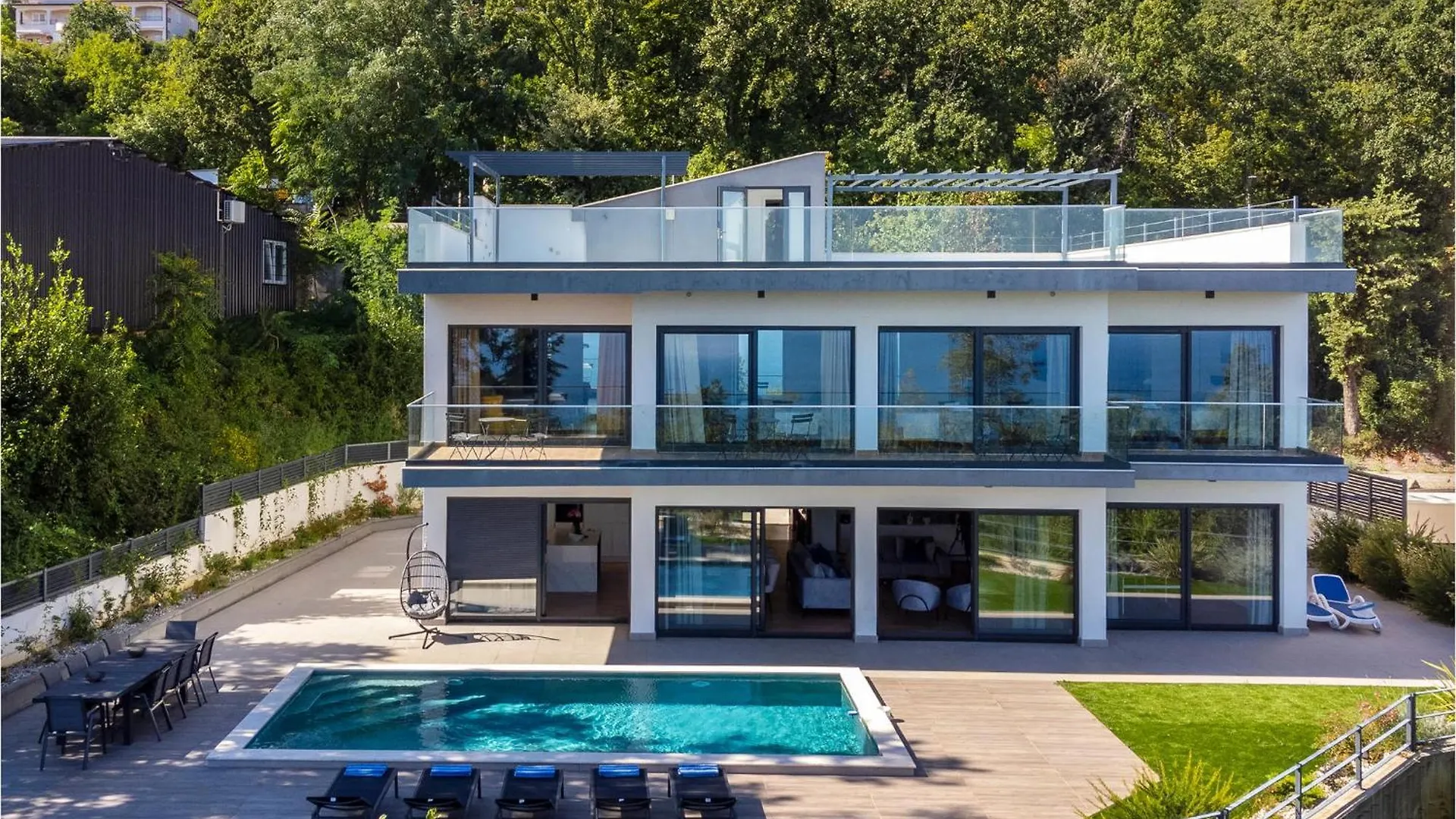 Beautiful Home In Opric With Wifi