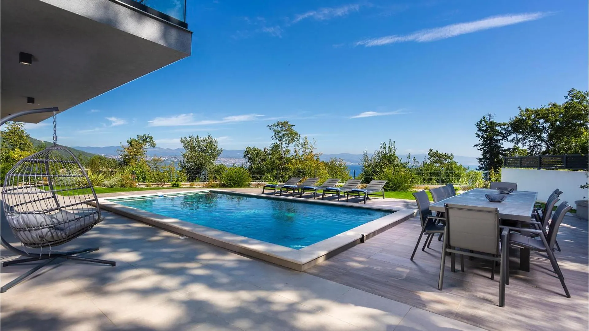 Beautiful Home In Opric With Wifi